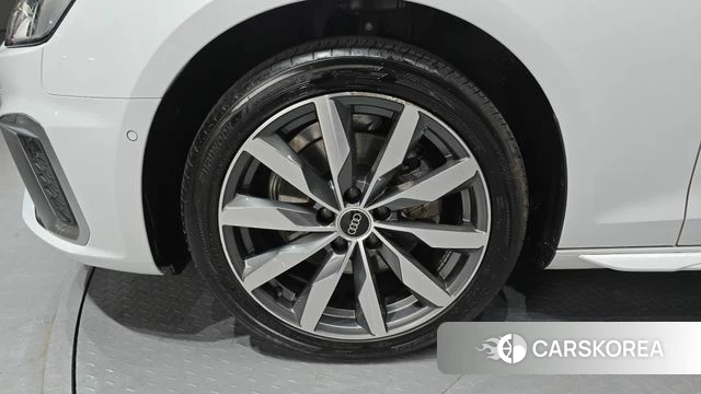 Audi A4 (B9) id 4330065 из Кореи 28