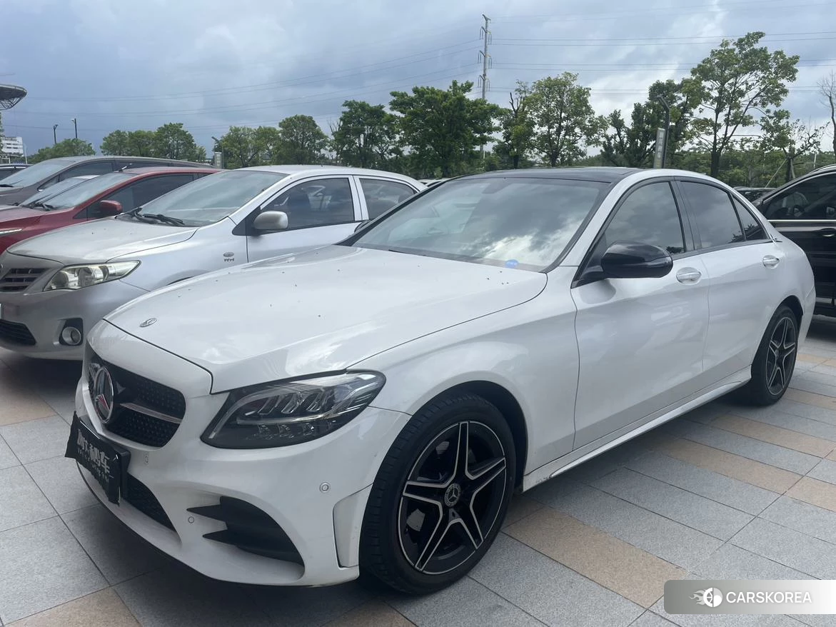 Mercedes-Benz Class C 2020 Белый из Китая, фото 4