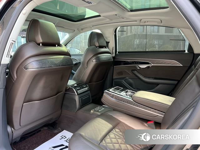 Audi A8 id 4260785 из Китая 16