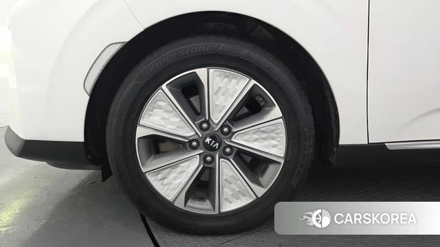 Kia Soul Booster EV id 4568352 из Кореи 15