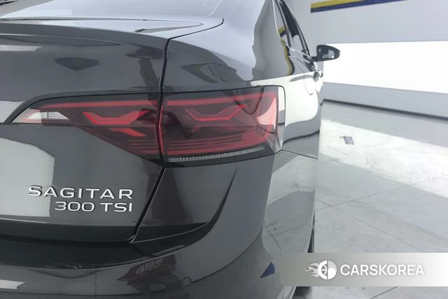 Volkswagen Sagitar id 4334930 из Китая 12