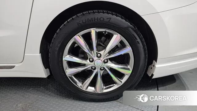 Kia The New Carnival id 3601979 из Кореи 15