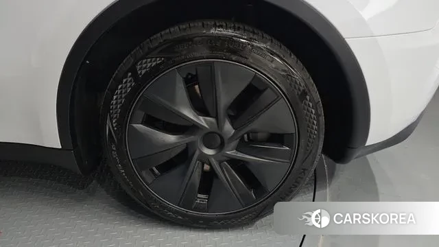 Tesla Model Y id 3377234 из Кореи 15