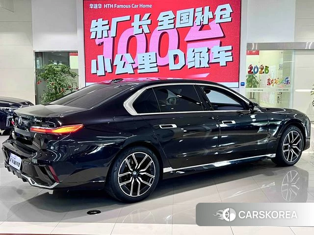 BMW 7 series 2023 Черный из Китая, фото 5