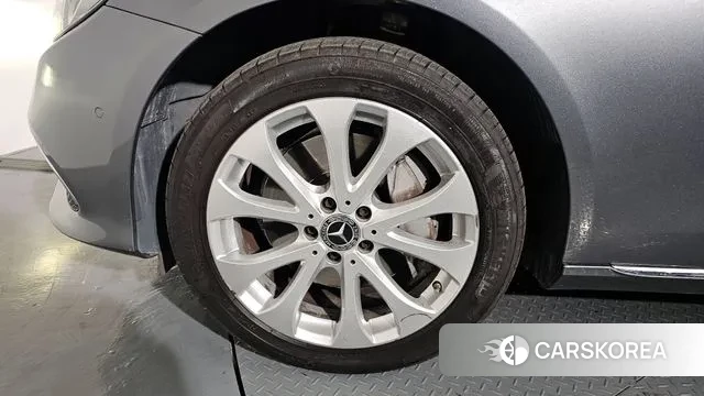 Mercedes-Benz E-Class W213 id 3598840 из Кореи 15