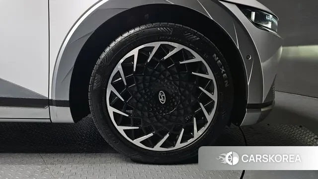 Hyundai Ionic 5 id 3458337 из Кореи 15