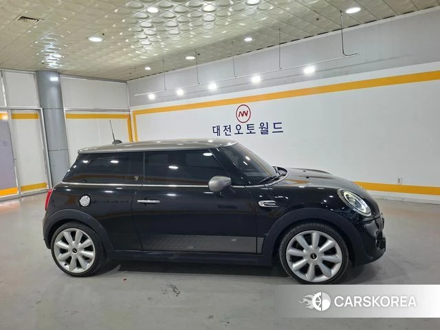 Mini Cooper S id 3843602 из Кореи 15