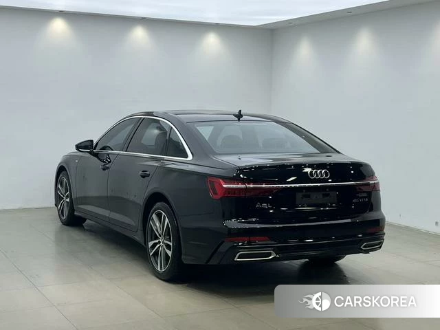 Audi A6L id 4263489 из Китая 8