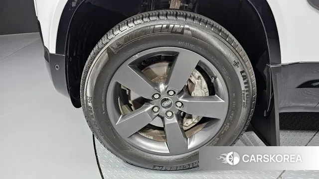 Land Rover Defender (L663) id 2878659 из Кореи 15