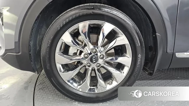 Kia The New Sorento id 3616817 из Кореи 15