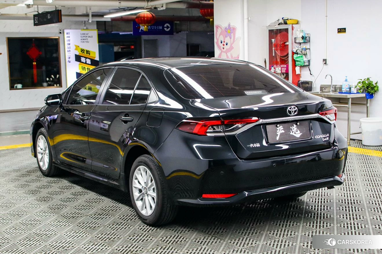 Toyota Corolla id 4452459 из Китая 17