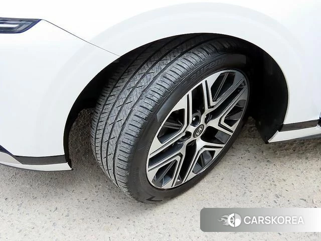 Hyundai Grandeur Hybrid (GN7) id 3940679 из Кореи 15