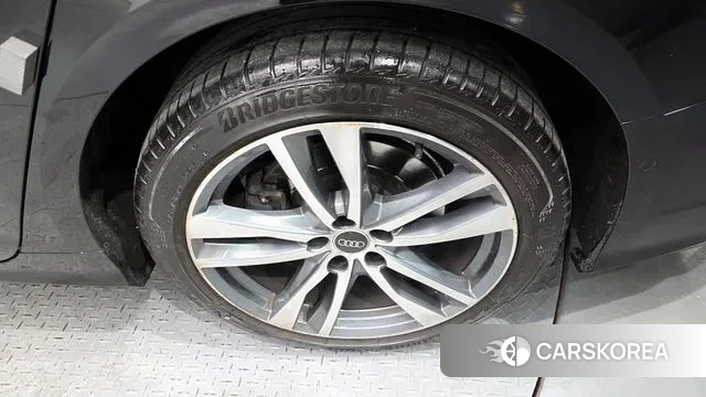 Audi A6 (C8) id 3630377 из Кореи 15