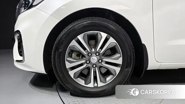 Kia The New Carnival id 3428999 из Кореи 15