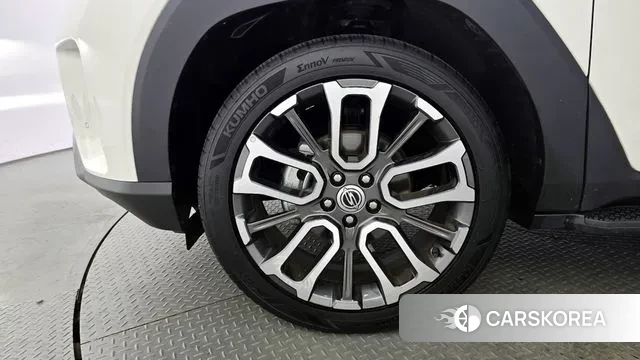 Ssangyong Torres id 3246863 из Кореи 15