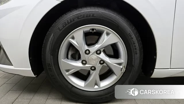 Hyundai Avante (CN7) id 2970107 из Кореи 15