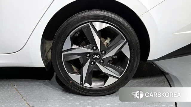 Hyundai Avante (CN7) id 3350113 из Кореи 15