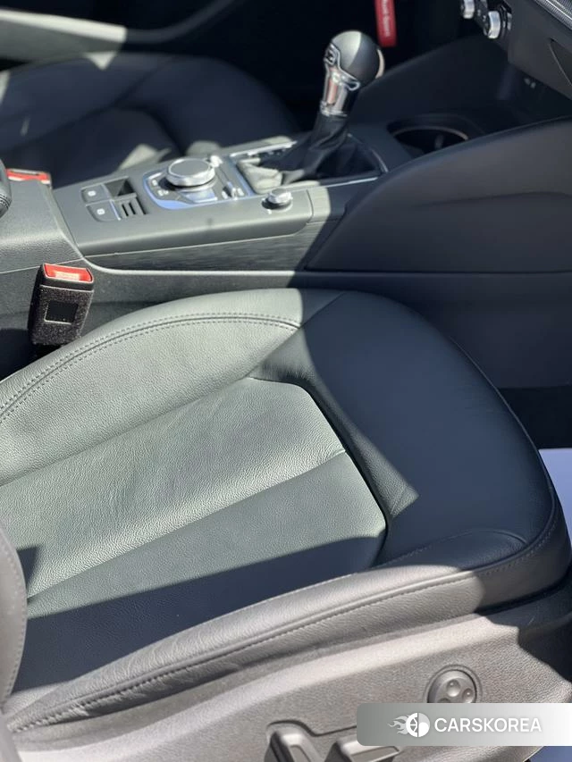 Audi A3 id 4219279 из Китая 12