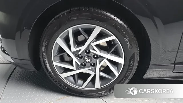 Hyundai Grandeur (GN7) id 3400452 из Кореи 15