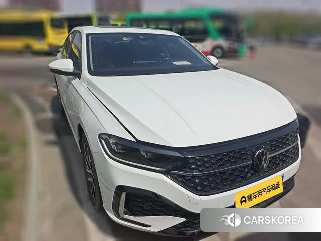Volkswagen Lavida 2024 Белый из Китая, фото 5