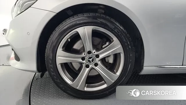 Mercedes-Benz E-Class W213 id 3412974 из Кореи 15