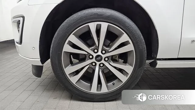 Ford Expeditation id 3389718 из Кореи 15