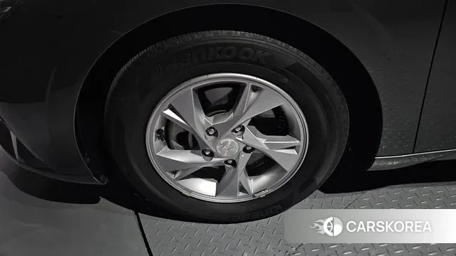 Hyundai Avante (CN7) id 3318592 из Кореи 15