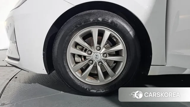 Hyundai The New Avante AD id 3573783 из Кореи 15