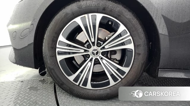 Mercedes-Benz E-Class W214 id 3909508 из Кореи 15