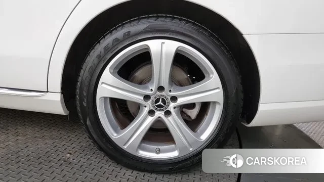 Mercedes-Benz E-Class W213 id 2986767 из Кореи 15