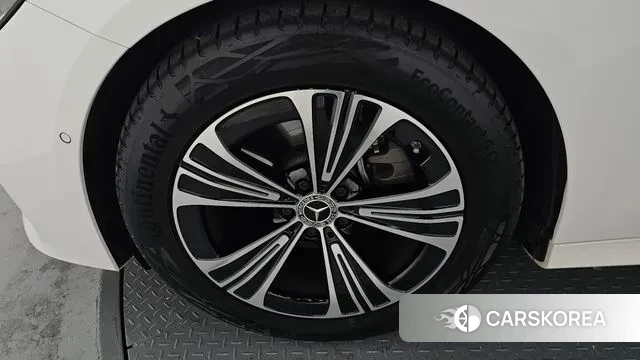 Mercedes-Benz E-Class W214 id 3487111 из Кореи 15