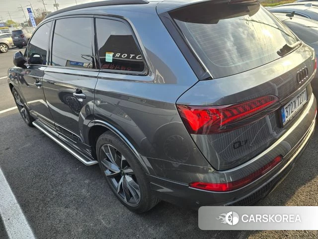 Audi Q7 (4M) 2023 Серый из Кореи, фото 6