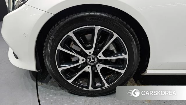 Mercedes-Benz E-Class W213 id 4377379 из Кореи 15