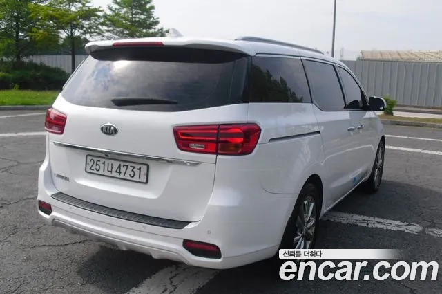 Kia The New Carnival id 2925204 из Кореи 15