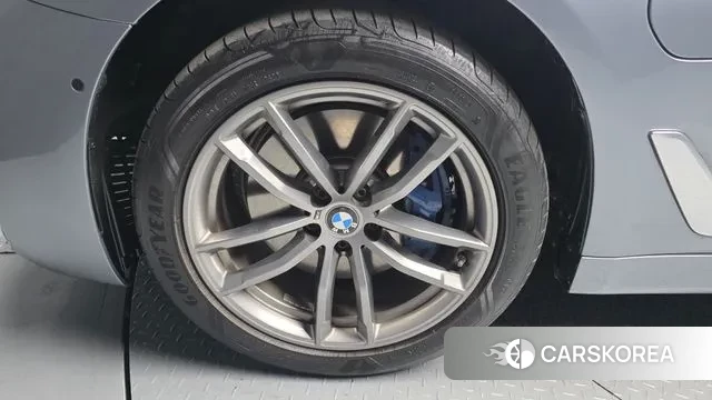 BMW 5 Series (G30) id 3530625 из Кореи 15