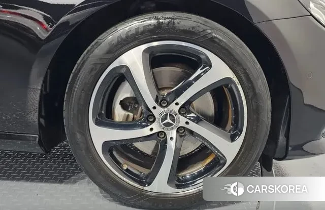 Mercedes-Benz E-Class W213 id 3307586 из Кореи 15