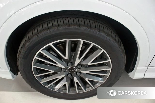 Audi Q3 (F3) id 4400149 из Кореи 15