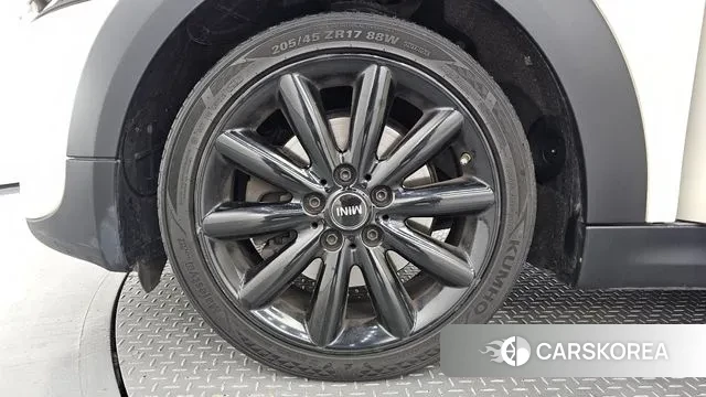 Mini Cooper S id 2902616 из Кореи 15