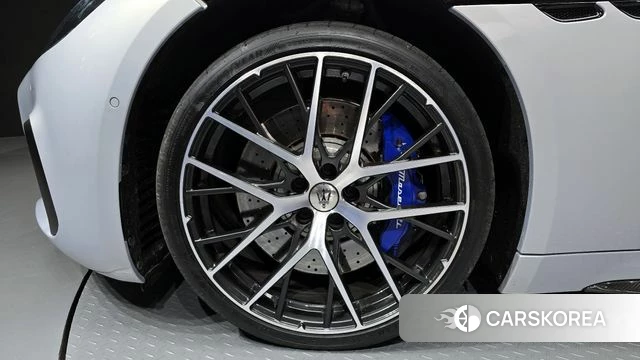 Maserati Grancabrio 2nd Generation id 3786376 из Кореи 15