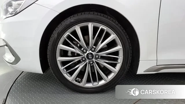 Hyundai Grandeur IG id 3024571 из Кореи 15