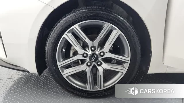 Kia Come New K3 id 3417725 из Кореи 15