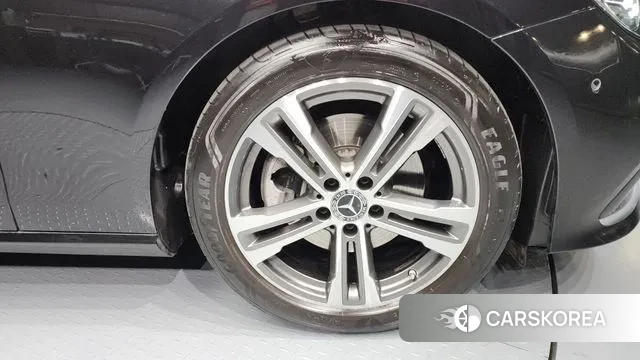 Mercedes-Benz E-Class W213 id 3431678 из Кореи 15