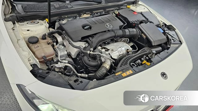 Mercedes-Benz A-Class W177 id 4424030 из Кореи 25