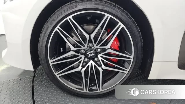 Kia Stinger Meister id 3764821 из Кореи 15