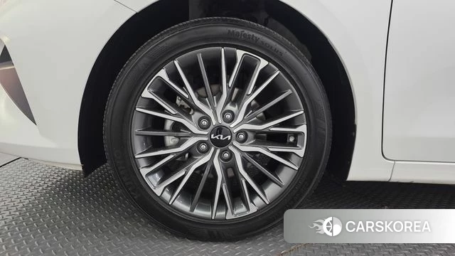 Kia The New K3 2nd generation id 4292106 из Кореи 28