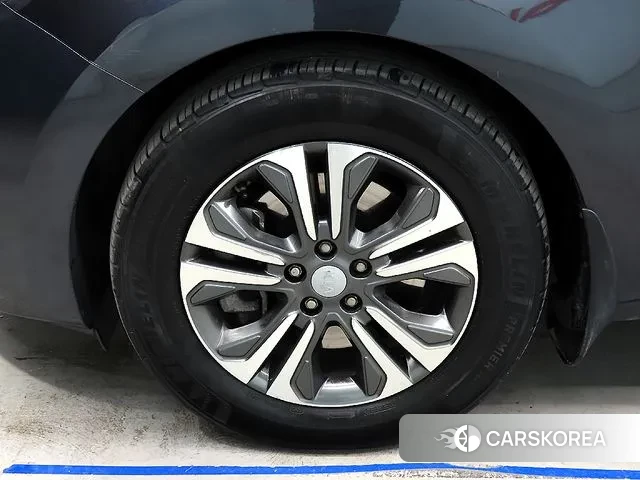 Kia The New Carnival id 3557647 из Кореи 15