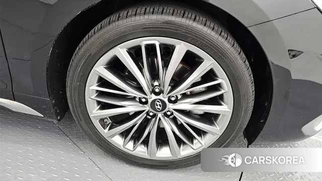 Hyundai Grandeur IG id 3330424 из Кореи 15