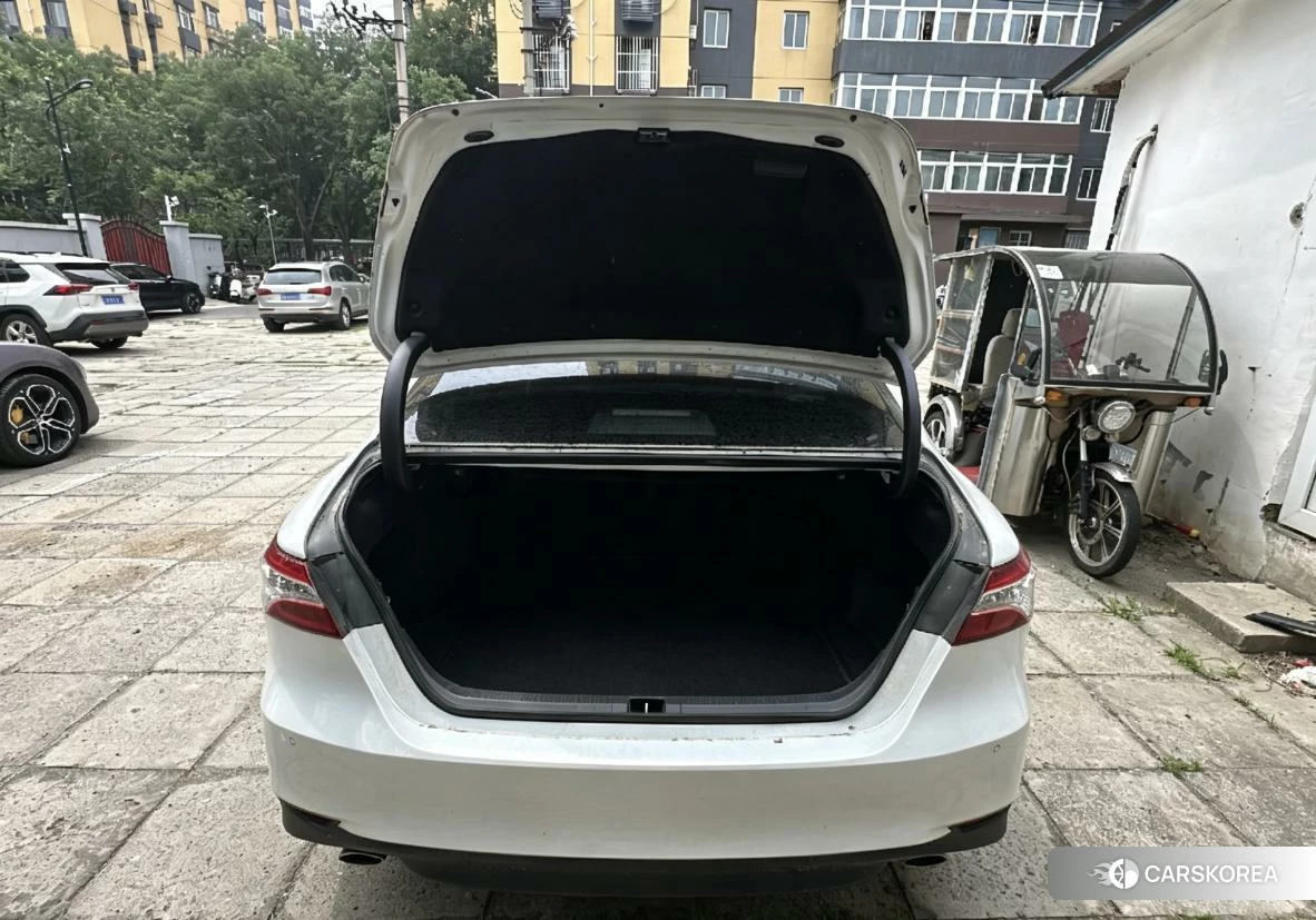 Toyota Camry id 4453806 из Китая 16