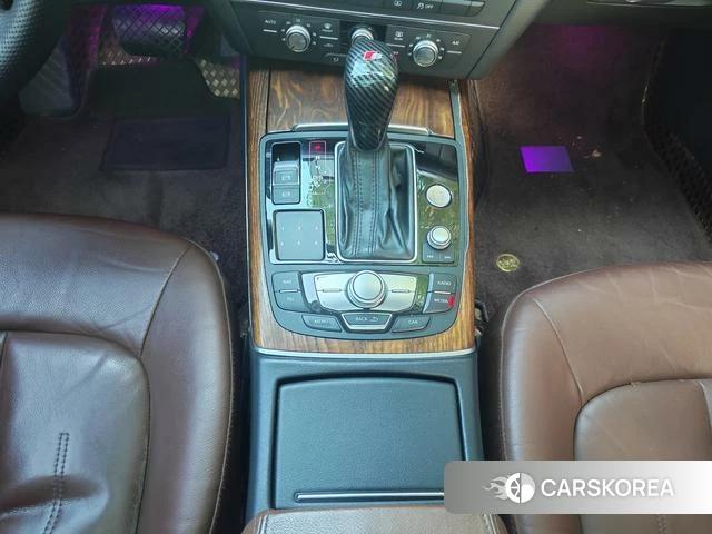 Audi A6L id 4241754 из Китая 8