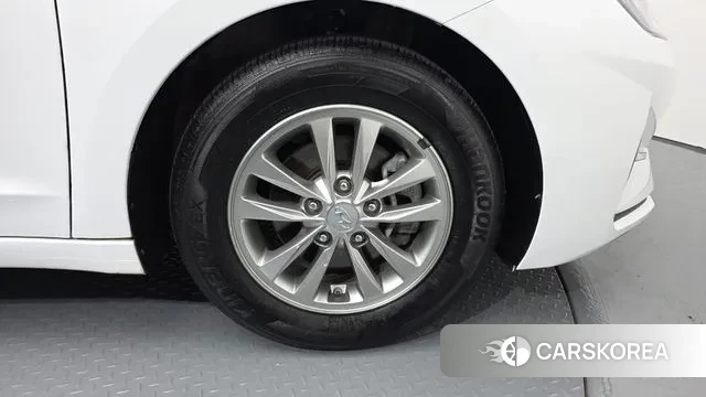 Hyundai The New Avante AD id 3350582 из Кореи 15